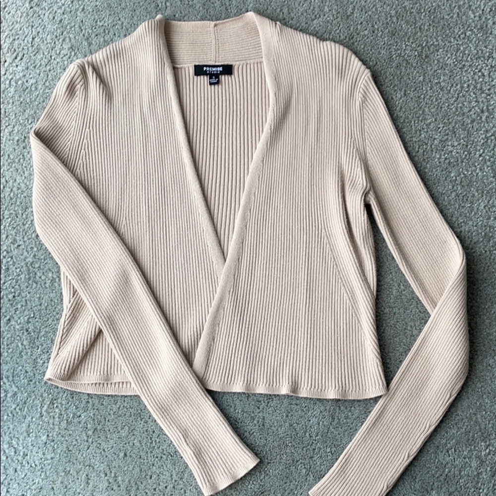 Premise studio sweater